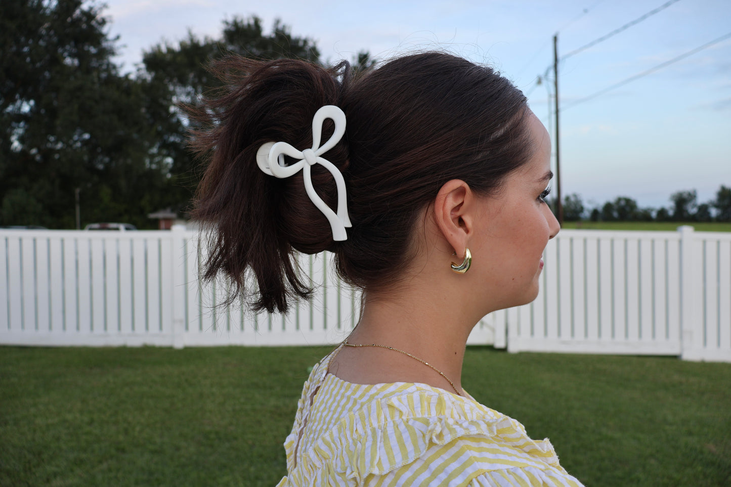 Off White Matte Bow Hair Claw Clip