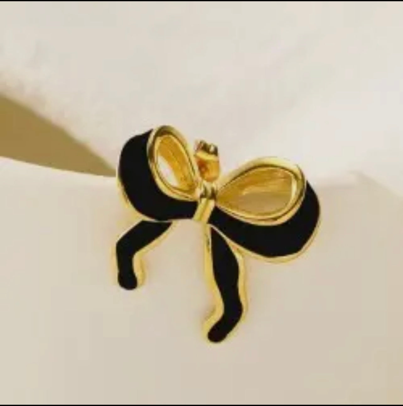 Black/Gold Earring